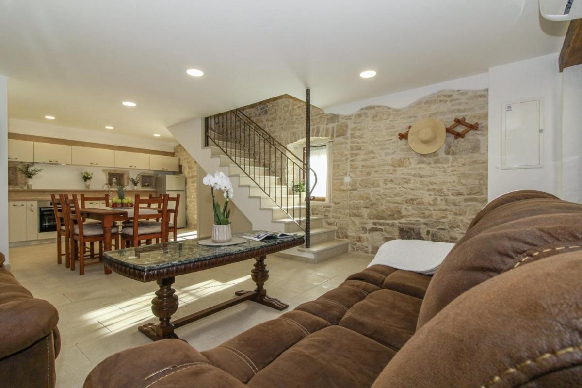 Villa Olea In Barat - Haus Fuer 6-8 Personen Kanfanar Ngoại thất bức ảnh