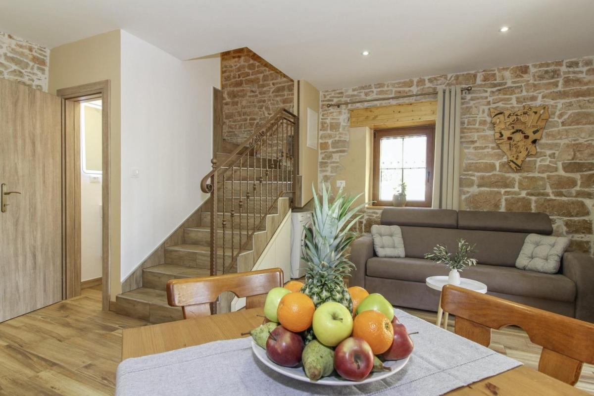 Villa Olea In Barat - Haus Fuer 6-8 Personen Kanfanar Ngoại thất bức ảnh