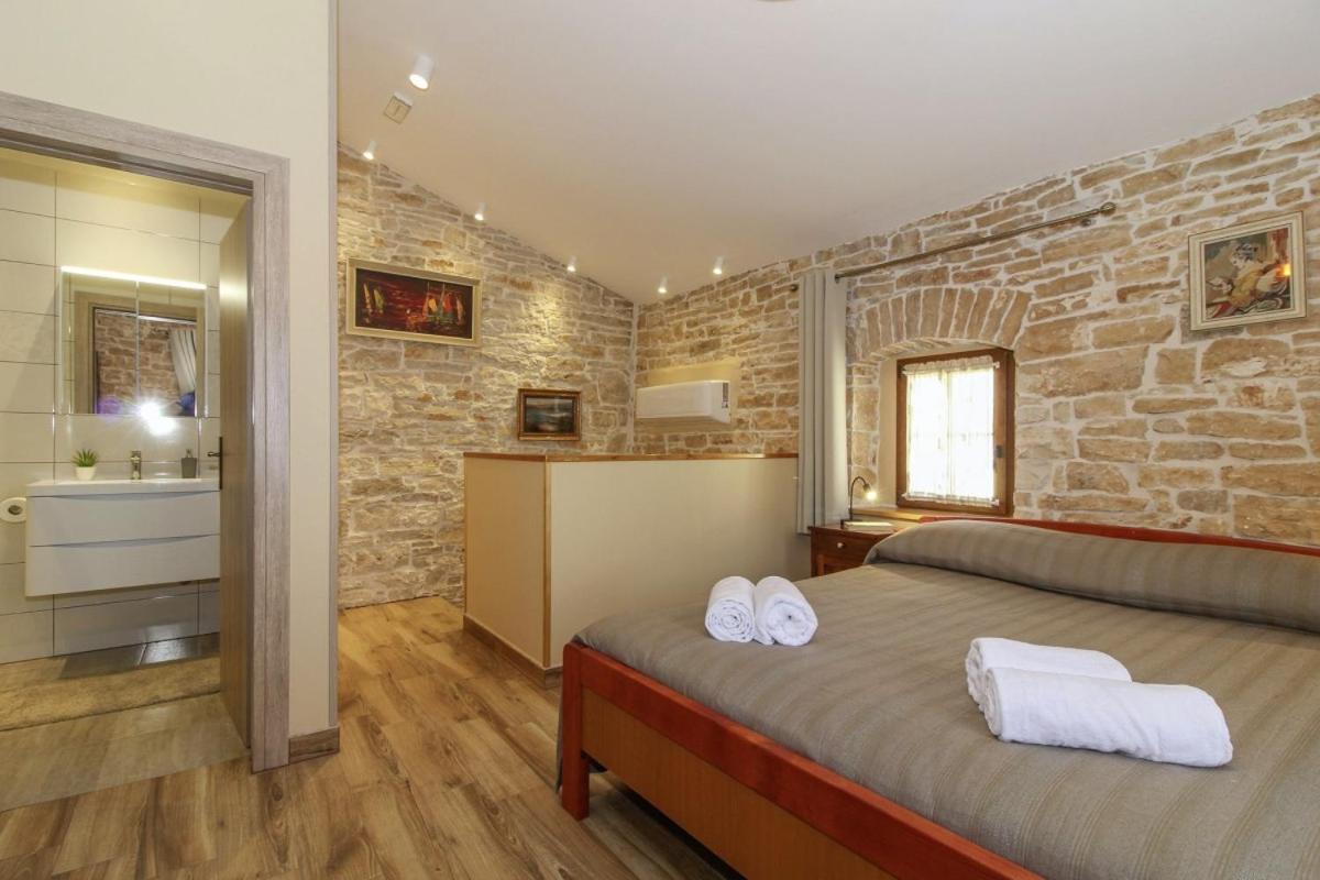 Villa Olea In Barat - Haus Fuer 6-8 Personen Kanfanar Ngoại thất bức ảnh