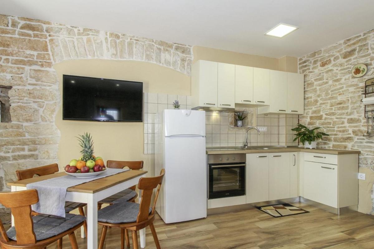 Villa Olea In Barat - Haus Fuer 6-8 Personen Kanfanar Ngoại thất bức ảnh