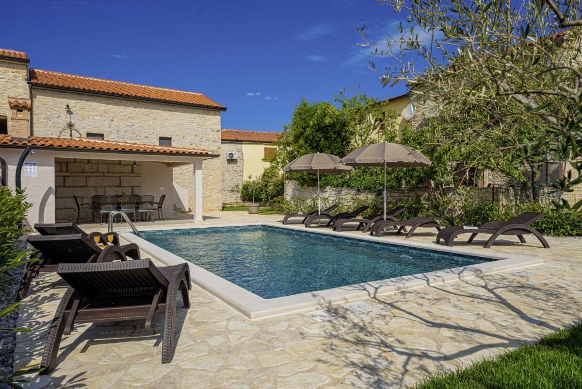 Villa Olea In Barat - Haus Fuer 6-8 Personen Kanfanar Ngoại thất bức ảnh